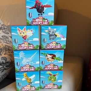 Adopt Me! McDonalds Happy Meal lot of x7
